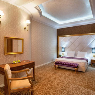 Teatro Boutique Family Suite